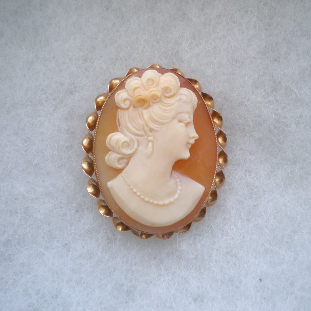 Antique Vintage Esemco 10K Yellow Gold Carved Shell Cameo Brooch Pin Pendant